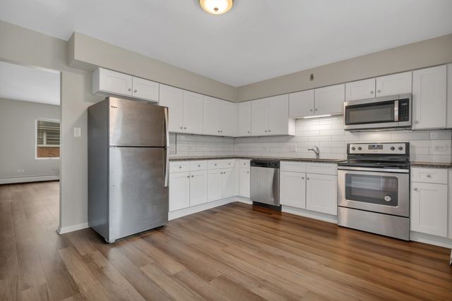 42 S Waiola Avenue 02, La Grange, IL 60525