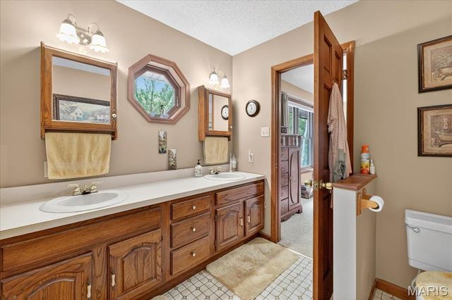 3871 Autumn Set Drive, Arnold, MO 63010