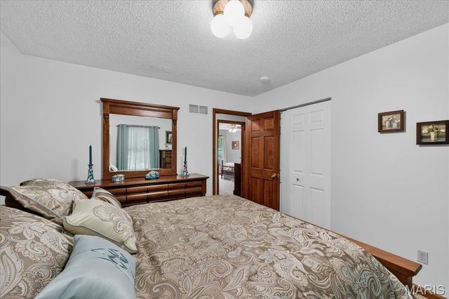 3871 Autumn Set Drive, Arnold, MO 63010