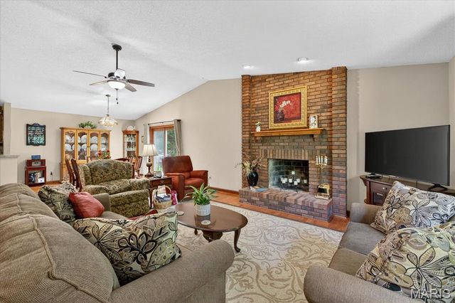 3871 Autumn Set Drive, Arnold, MO 63010