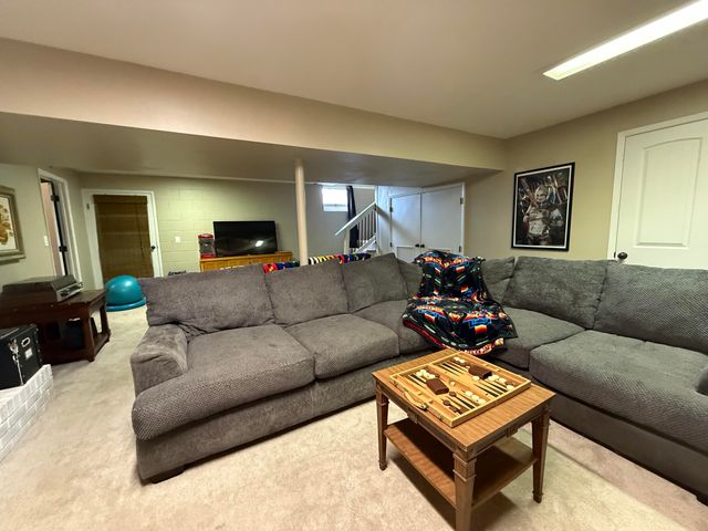 8954 Lawrence 2226, Monett, MO 65708