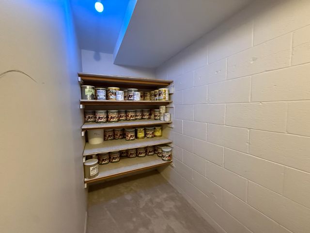 8954 Lawrence 2226, Monett, MO 65708