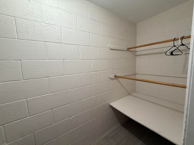 8954 Lawrence 2226, Monett, MO 65708