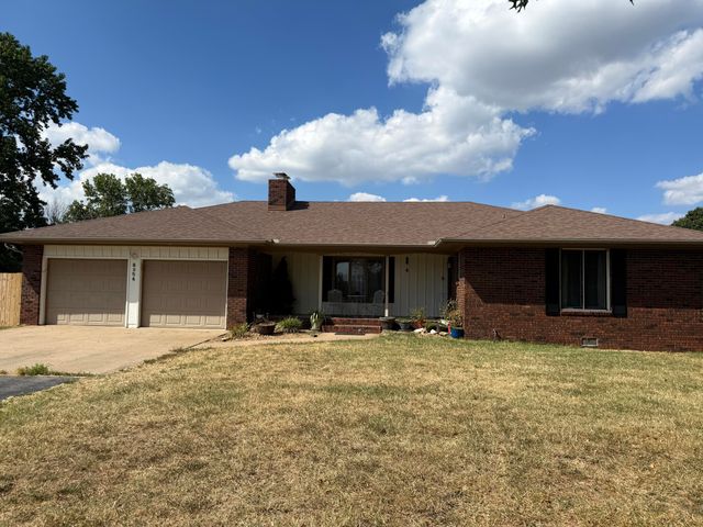 8954 Lawrence 2226, Monett, MO 65708