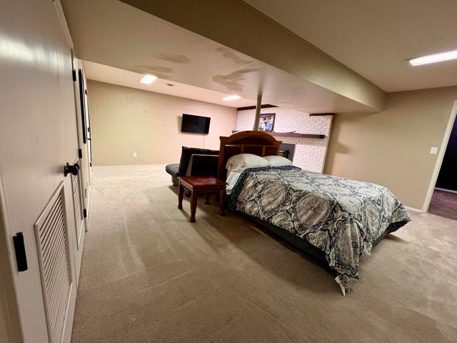 8954 Lawrence 2226, Monett, MO 65708