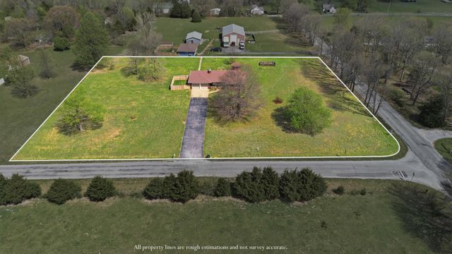 8954 Lawrence 2226, Monett, MO 65708