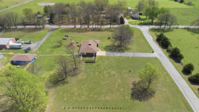 8954 Lawrence 2226, Monett, MO 65708