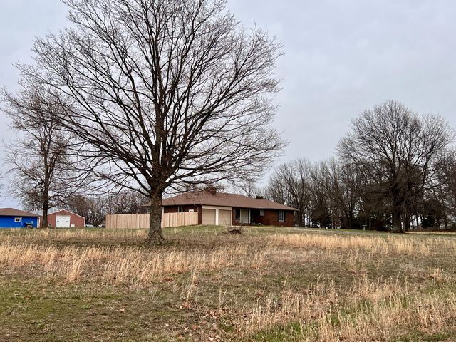 8954 Lawrence 2226, Monett, MO 65708