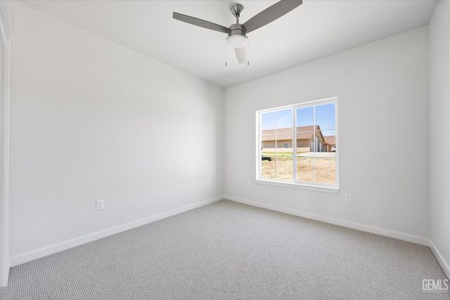28241 Stallion Springs Drive, Tehachapi, CA 93561