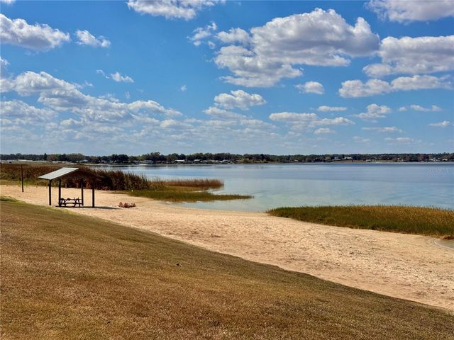 323 W 9TH STREET, Frostproof, FL 33843