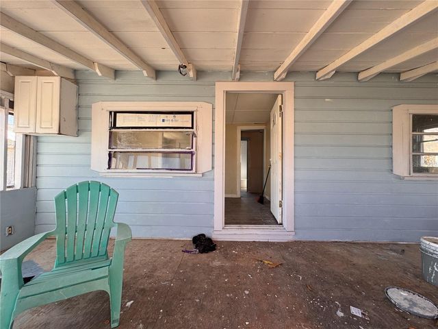 323 W 9TH STREET, Frostproof, FL 33843