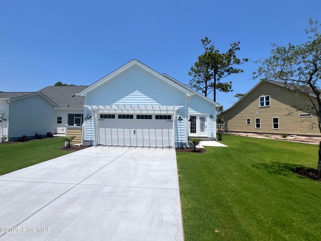 2289 Crescent Bay Drive, Southport, NC 28461