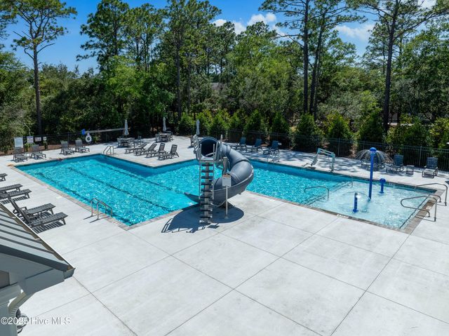 2289 Crescent Bay Drive, Southport, NC 28461