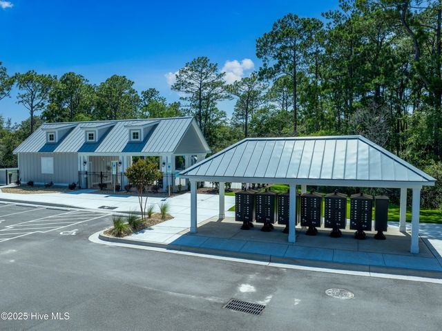 2289 Crescent Bay Drive, Southport, NC 28461