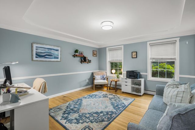 2 Chapman Way, Exeter, NH 03833
