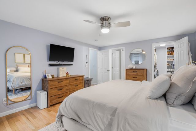 2 Chapman Way, Exeter, NH 03833