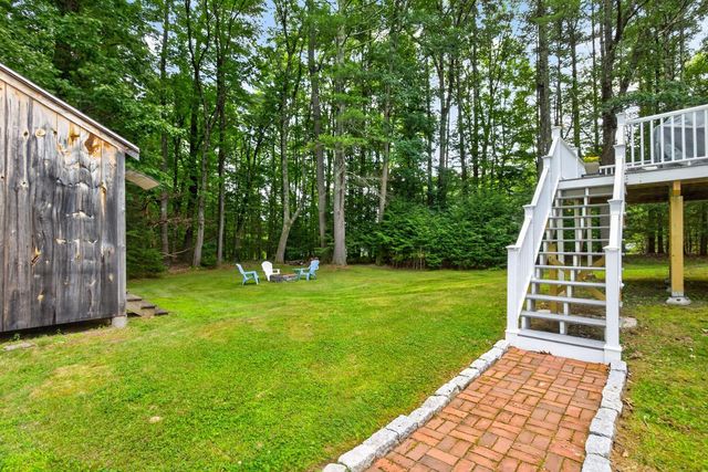 2 Chapman Way, Exeter, NH 03833