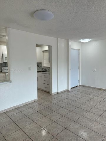 13701 Kendale Lakes Cir B-211, Miami, FL 33183