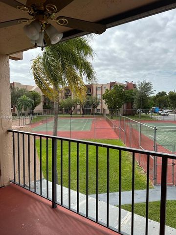 13701 Kendale Lakes Cir B-211, Miami, FL 33183