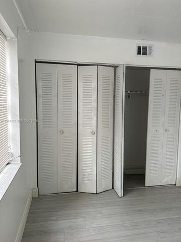 13701 Kendale Lakes Cir B-211, Miami, FL 33183