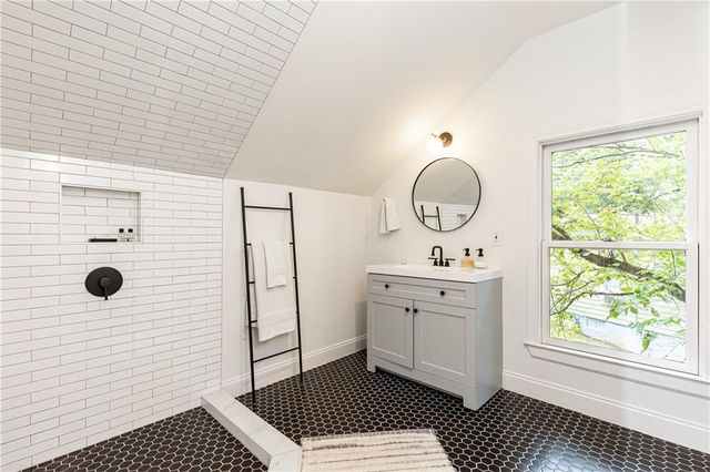 2222 Spink Street NW, Atlanta, GA 30318