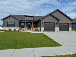 455 Edgebrook Drive, Bourbonnais, IL 60914
