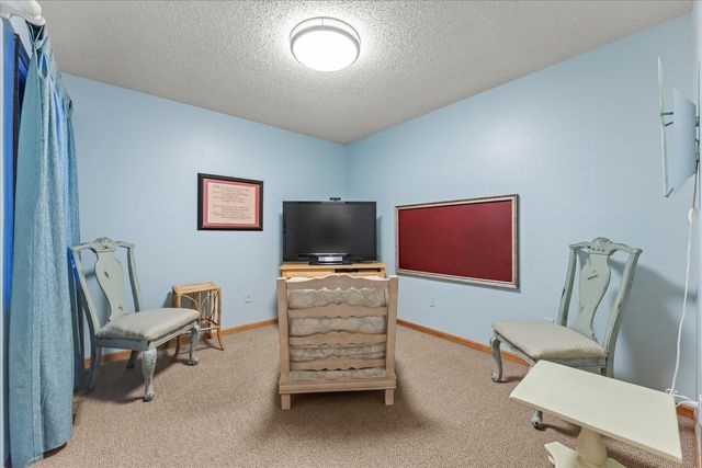 110 S Lombard Street, Mahomet, IL 61853