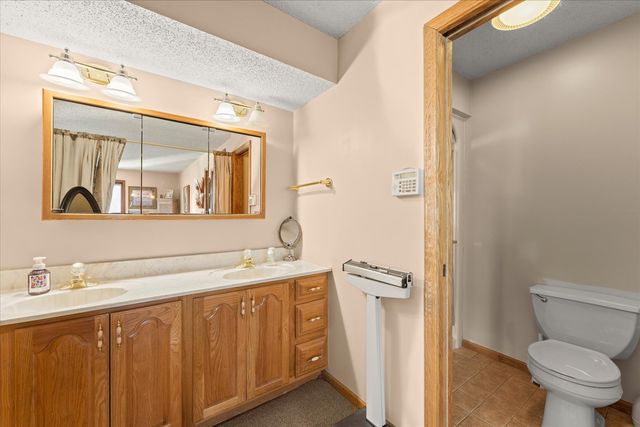 110 S Lombard Street, Mahomet, IL 61853