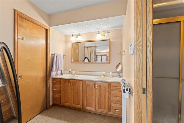 110 S Lombard Street, Mahomet, IL 61853