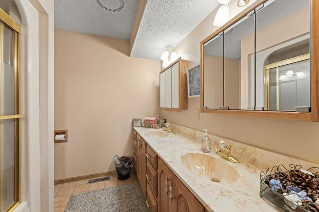 110 S Lombard Street, Mahomet, IL 61853