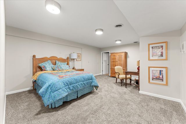 110 S Lombard Street, Mahomet, IL 61853