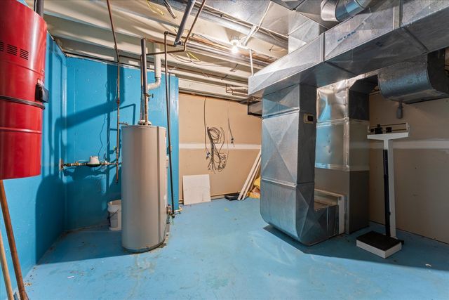 110 S Lombard Street, Mahomet, IL 61853