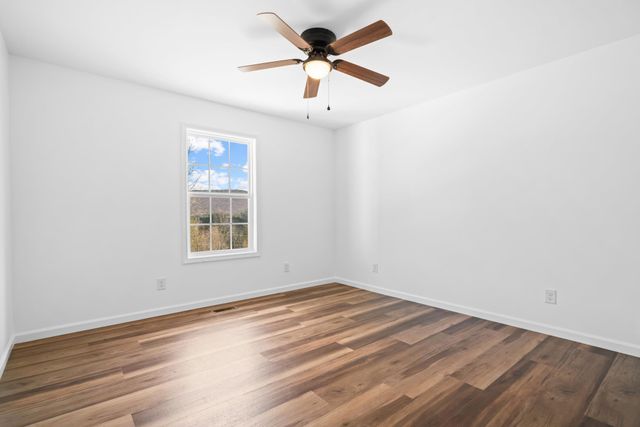 827 Bridges Road, Tunnel Hill, GA 30755