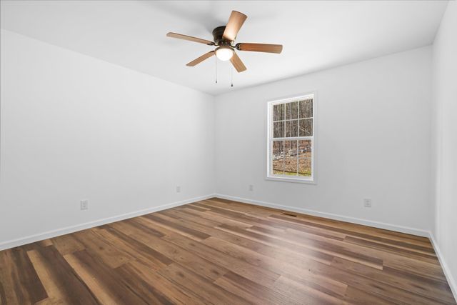 827 Bridges Road, Tunnel Hill, GA 30755