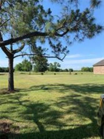 000 Penny Ln, Santa Fe, TX 77510