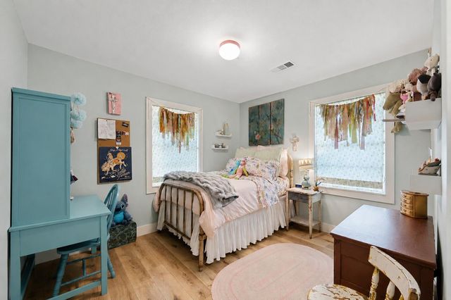 700 Barbara Street, Tomball, TX 77375