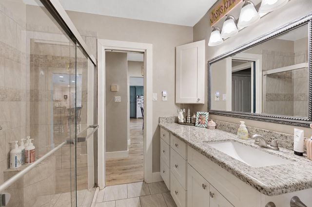 700 Barbara Street, Tomball, TX 77375