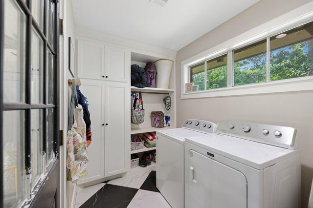 700 Barbara Street, Tomball, TX 77375