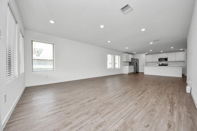 2111 Hyde Acres Street, League City, TX 77573