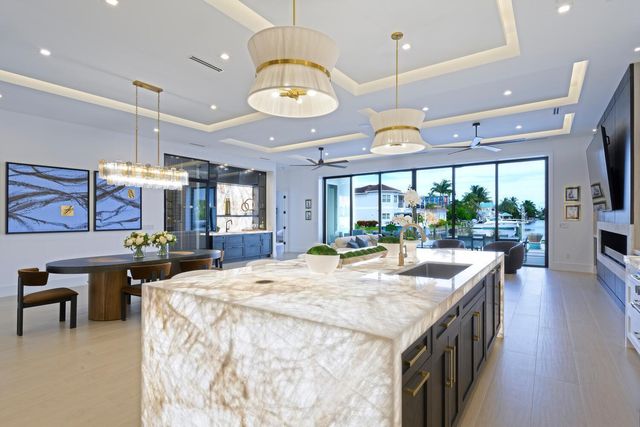 11288 W Teach Road, Palm Beach Gardens, FL 33410