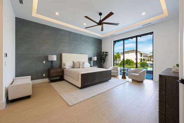 11288 W Teach Road, Palm Beach Gardens, FL 33410