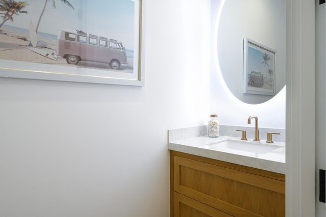 11288 W Teach Road, Palm Beach Gardens, FL 33410