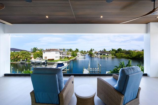 11288 W Teach Road, Palm Beach Gardens, FL 33410