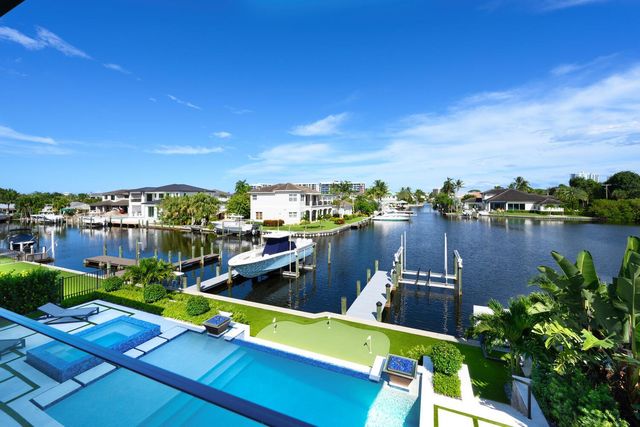 11288 W Teach Road, Palm Beach Gardens, FL 33410