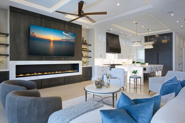 11288 W Teach Road, Palm Beach Gardens, FL 33410