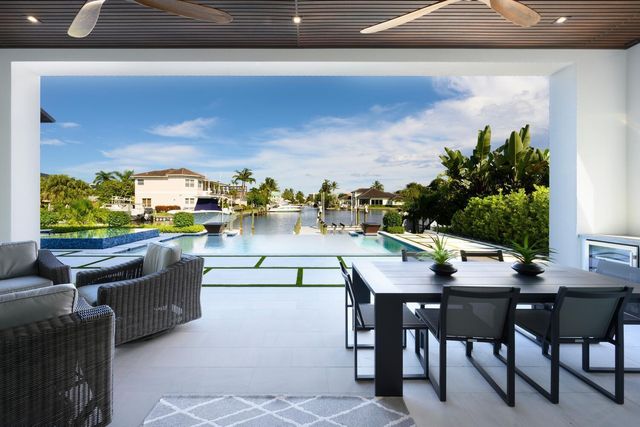 11288 W Teach Road, Palm Beach Gardens, FL 33410