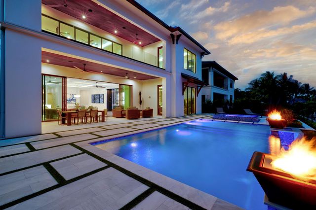 11288 W Teach Road, Palm Beach Gardens, FL 33410