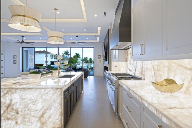 11288 W Teach Road, Palm Beach Gardens, FL 33410