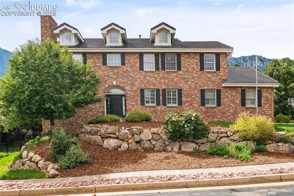 4930 Langdale Way, Colorado Springs, CO 80906