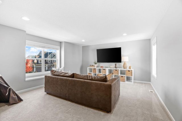 16547 Draft Horse Boulevard, Lakeville, MN 55044
